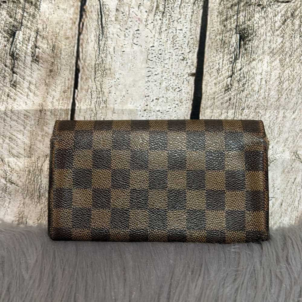 LOUIS VUITTON - Damier Long Wallet - Picture 2 of 11